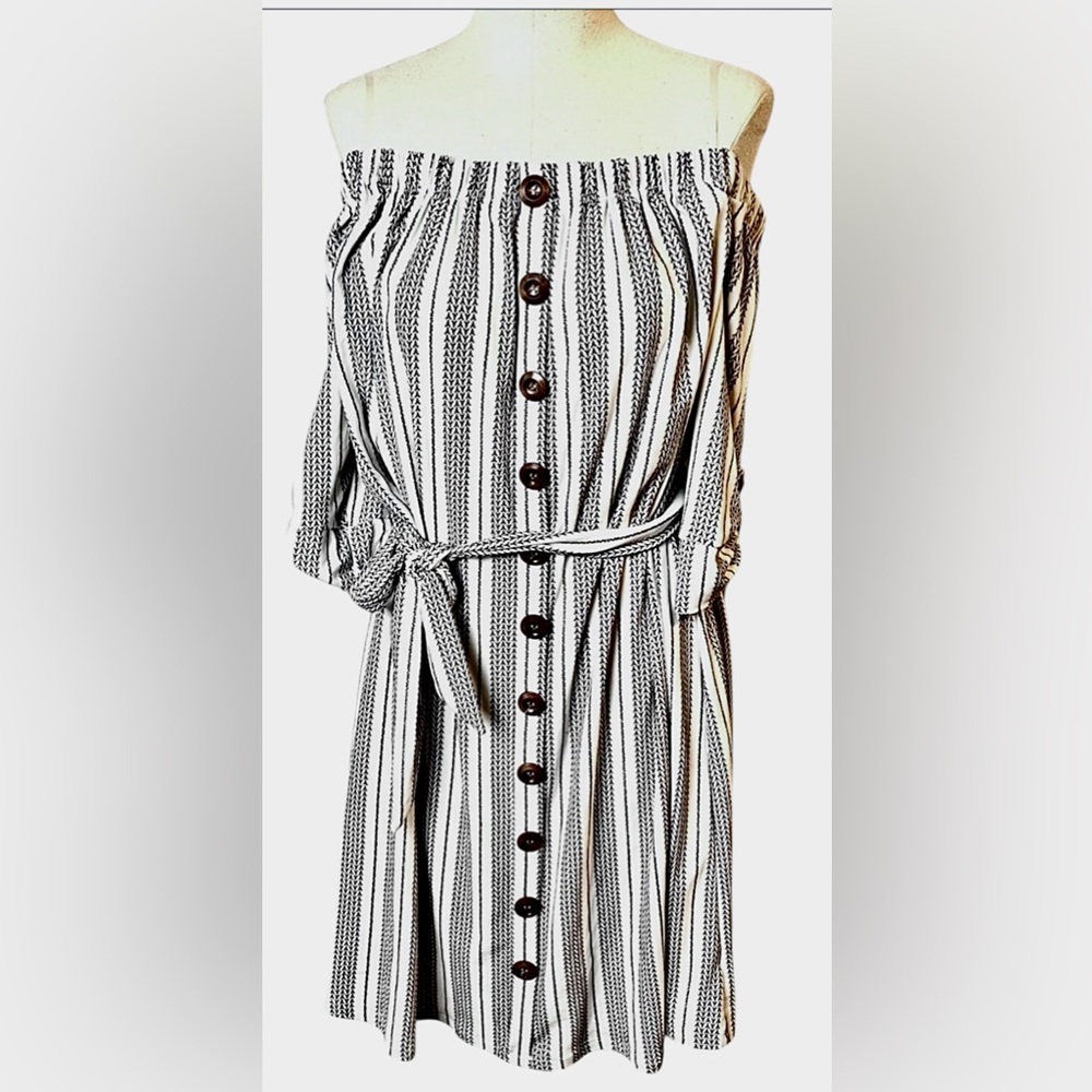 J for Justify Black and White Cold Shoulder Midi Dress with waist tie Belt - Picture 2 of 7